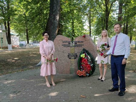 22  -            ( )